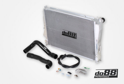 do88 BMW M3 E46 Radiator Aluminum, Black hose