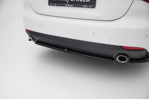 Maxton Central Rear Splitter for BMW 4 Coupe / Cabrio G22 / G23