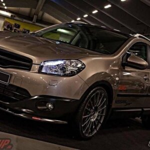 Maxton prednji splitter za NISSAN QASHQAI (FACELIFT)