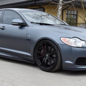 Maxton prednji splitter V.1 za JAGUAR XF- R