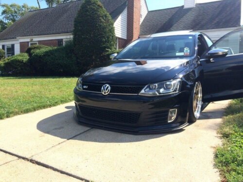 Maxton front splitter for VW JETTA VI GLI