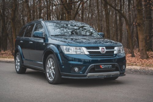 Maxton front splitter for Fiat Freemont