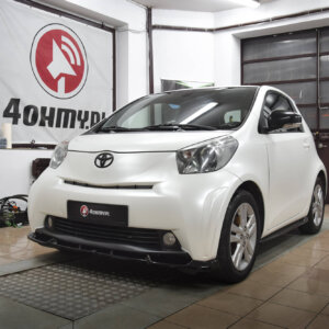 Maxton prednji splitter za Toyota IQ