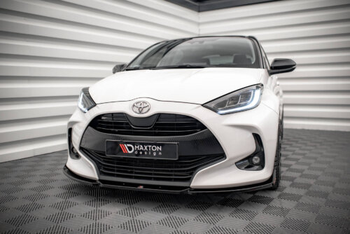 Maxton front splitter V.1 + Flaps for Toyota Yaris Mk4