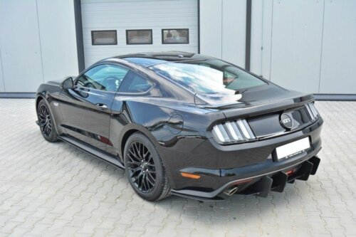 Maxton racing side skirt diffusers for Ford Mustang GT Mk6