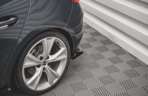 Maxton rear side splitters for Seat Leon FR Hatchback Mk4