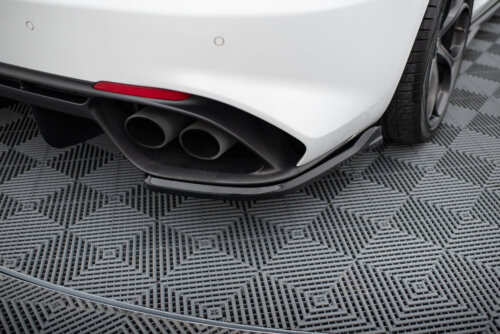 Maxton rear side splitters for Alfa Romeo Giulia Quadrifoglio