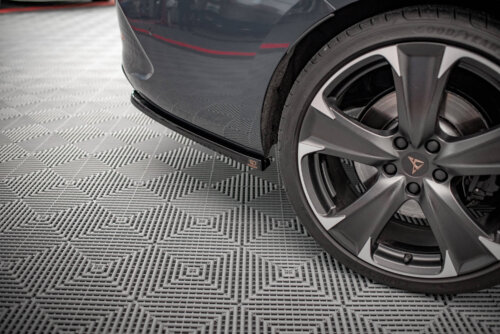 Maxton rear side splitters for Cupra Leon ST Mk1