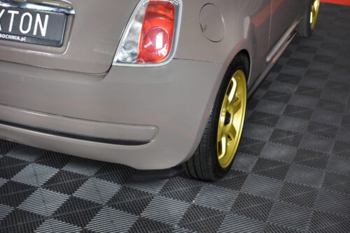 Maxton rear side splitters for Fiat 500