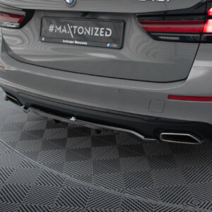 Maxton stražnji splitter (s vertikalnim šipkama) za BMW 5 G30 / G31 Facelift
