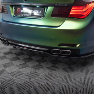 Maxton stražnji splitter (s vertikalnim šipkama) za BMW 7 F01