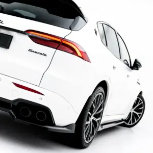 Maxton stražnji splitter (s vertikalnim šipkama) za Maserati Grecale GT / Modena Mk1