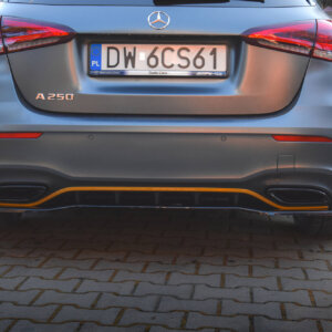Maxton stražnji splitter (s vertikalnim šipkama) za Mercedes-Benz A Hatchback AMG Line W177