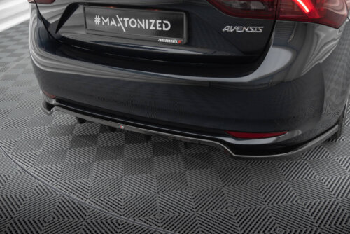 Maxton rear splitter (with vertical bars) for Toyota Avensis Sedan Mk3 Facelift