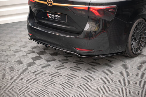 Maxton rear splitter (with vertical bars) for Toyota Avensis Wagon Mk3 Facelift