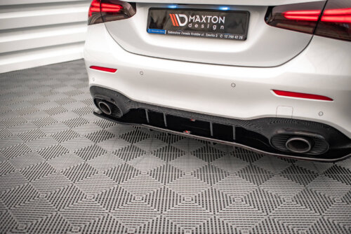 Maxton rear splitter (with vertical bars) V.1 for Mercedes A 35 AMG Sedan V177
