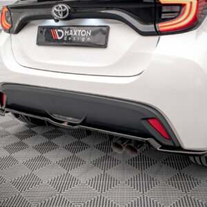 Maxton stražnji splitter (s vertikalnim šipkama) V.2 za Toyota Yaris Mk4