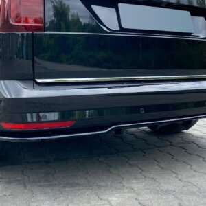 Maxton stražnji splitter (s vertikalnim šipkama) za Volkswagen Caddy Mk. 4