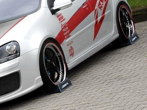 Maxton side skirt diffusers for GOLF 5 < GTI LOOK >