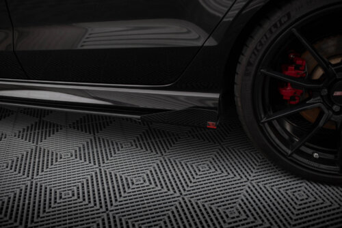 Maxton side flaps for Audi RS3 Sedan 8V Facelift