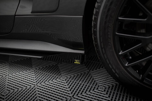 Maxton side flaps for Ford Mustang GT Mk6