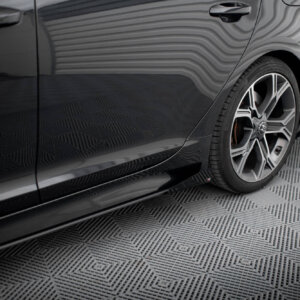Maxton bočne zaklopke za Kia Stinger GT / GT-Line / Standard Mk1