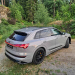 Maxton side skirt diffusers for Audi e-Tron S-Line