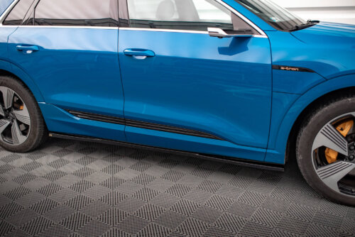 Maxton side skirt diffusers for Audi e-tron