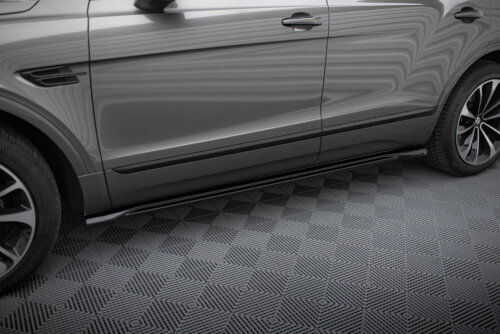 Maxton side skirt diffusers for Bentley Bentayga Mk1