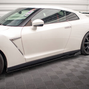 Maxton bočni produžeci + Flaps za Nissan GTR R35 Facelift
