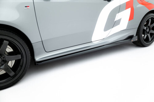 Maxton side skirt diffusers + Flaps for Toyota GR Yaris Mk4 Facelift