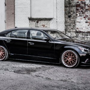 Maxton bočni produžeci za Lexus LS Long Wheelbase Mk4 Facelift