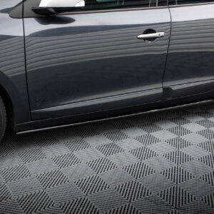 Maxton bočni produžeci za Renault Megane GT MK3 Facelift