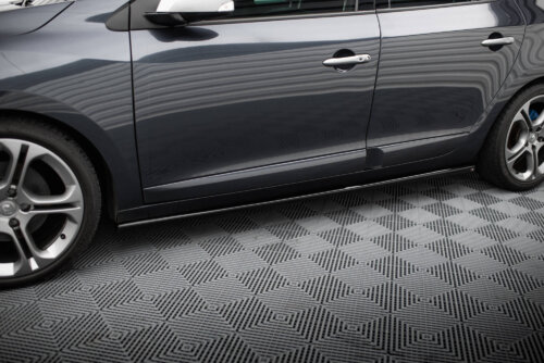 Maxton side skirt diffusers for Renault Megane GT MK3 Facelift