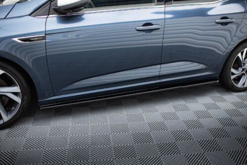 Maxton side skirt diffusers for Renault Megane Hatchback Mk4