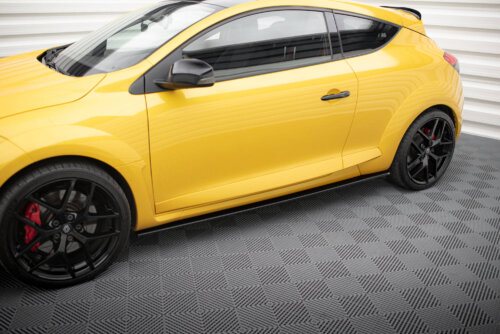 Maxton side skirt diffusers for Renault Megane RS Mk3
