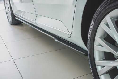 Maxton side skirt diffusers for Skoda Superb Liftback / Combi Mk3 Facelift