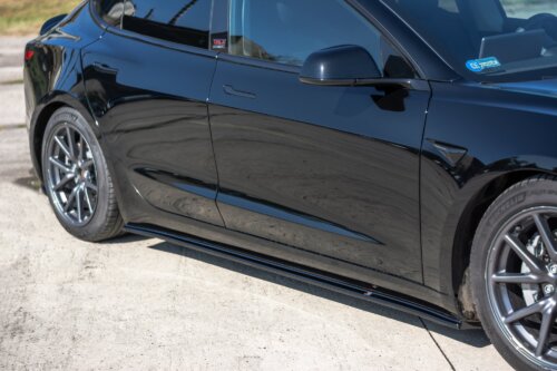 Maxton side skirt diffusers for Tesla Model 3 / Model 3 Performance Mk1 / Mk1 Facelift
