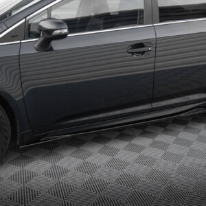Maxton bočni produžeci za Toyota Avensis Mk3 Facelift
