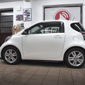 Maxton bočni produžeci za Toyota IQ