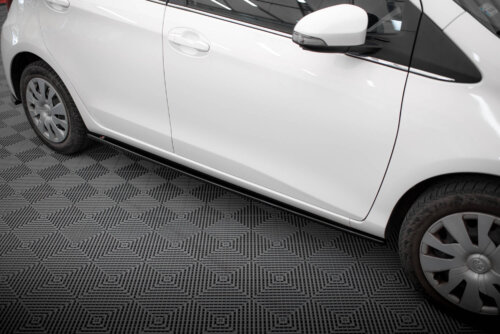 Maxton side skirt diffusers for Toyota Yaris Mk3 Facelift
