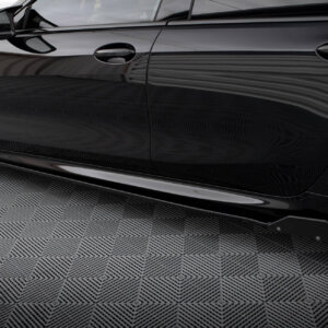 Maxton bočni produžeci V.1 + Flaps za BMW M8 Gran Coupe F93 / 8 Gran Coupe M-Pack G16