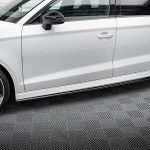 Maxton bočni produžeci V.2 za Audi RS3 Sedan 8V Facelift
