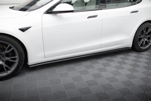 Maxton side skirt diffusers V.2 for Tesla Model S Plaid Mk1 Facelift