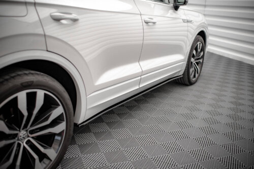Maxton side skirt diffusers for Volkswagen Touareg R-line Mk3