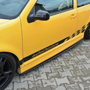 Maxton bočni produžeci za Volkswagen Golf R32 Mk4