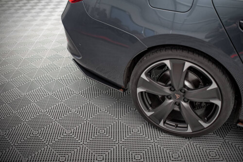Maxton Street Pro rear side splitters for Cupra Leon ST Mk1