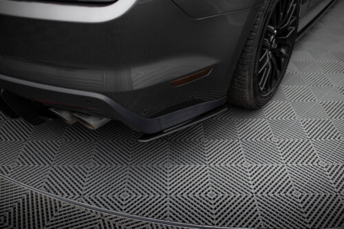 Maxton Street Pro rear side splitters for Ford Mustang GT Mk6