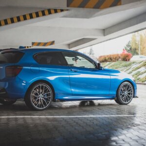 Maxton Street Pro bočni produžeci + Flaps za BMW 1 F21 M135i / M140i / M-Pack
