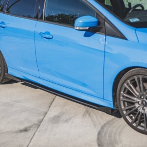 Maxton Street Pro bočni produžeci + Flaps za Ford Focus RS Mk3